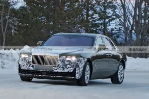 El Rolls-Royce Ghost estrenará imagen en 2025, mínimos cambios pero impactantes para dar un aire nuevo a la berlina de lujo