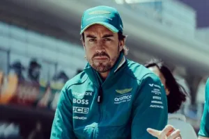 ¿Emular a Fernando Alonso? Para Norris y Leclerc «resulta difícil de imaginar»