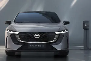 El Mazda EZ-6 reinventa el concepto de berlina Premium, un potencial sucesor del Mazda6 europeo pero que no saldrá de China