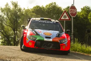 Thierry Neuville y Elfyn Evans trasladan su batalla por el WRC a los tramos del Rally de Croacia
