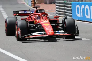Charles Leclerc logra ser profeta en su tierra, Carlos Sainz esquiva el desastre y sube al podio, y Fernando Alonso roza los puntos