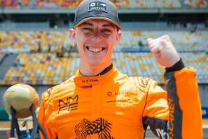 Jake Hughes se hace con la segunda pole de la Fórmula E en el ePrix de Shanghái