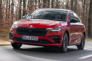 Más de 6.000 € de descuento, diseño deportivo y automático, en oferta el Skoda Scala más potente y exclusivo que puedes comprar