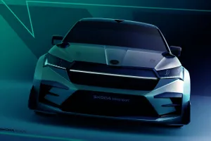 Un Skoda Enyaq RS más rápido será una realidad, estos bocetos dan la pista de un SUV eléctrico con alma de competición