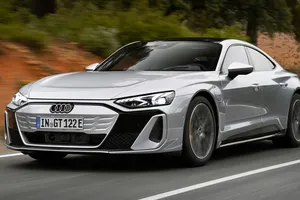 Llega el nuevo Audi e-tron GT 2025, un lujoso eléctrico perfeccionado que presume de variante RS con 925 CV