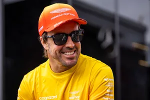 La ácida reacción de Fernando Alonso al rumor del fichaje de Adrian Newey por Aston Martin