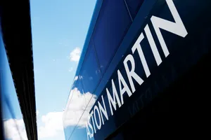 La reacción pública de Aston Martin ante las negociaciones con Adrian Newey: «Le da credibilidad al proyecto»
