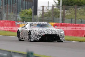 El nuevo hypercar de Toyota Gazoo Racing (más de Lexus Racing) se deja ver en sus primeras fotos espía en Europa