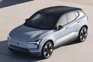 El boom del Volvo EX30 obliga a cambiar de planes a la marca, producirá el exitoso SUV eléctrico en Europa antes de 2025