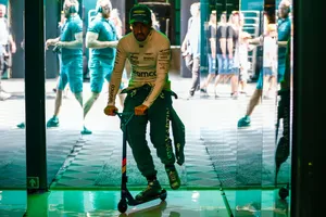 15 carreras con la sombra de la suspensión acechando a Fernando Alonso