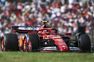 Carlos Sainz explica su mala salida en Hungaroring y se posiciona en el 'pique' Piastri-Norris