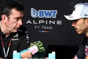 Un emisario muy particular enviado por Alpine para convencer a Carlos Sainz