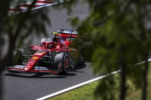 Carlos Sainz arranca en Hungaroring siendo el más rápido y Ferrari ilusiona