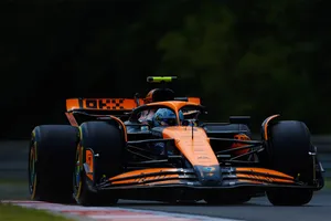 McLaren y Lando Norris se llevan la pole y derrotan a Max Verstappen, con doblete incluido en Hungaroring