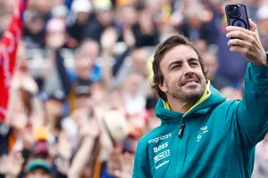 Fernando Alonso añora a los pilotos de sus inicios: «Eran más genuinos, ahora tienen gente que habla por ellos»