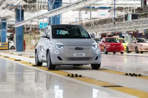 El nuevo FIAT 500 híbrido llegará en 2025, un salvavidas de apellido 100 % italiano para no enfadar al Gobierno