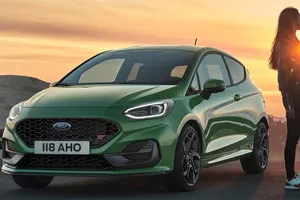 El Ford Fiesta se fue demasiado pronto, pero podría tener una segunda vida como coche eléctrico a partir del 2026