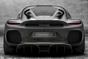 Koenigsegg también es víctima de los exigentes clientes, prefieren el Gemera V8 al más tecnológico y brutal tres cilindros de 1.700 CV