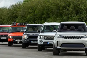 Land Rover celebra los 35 años del Discovery con esta lujosa edición especial y la llegada de un nuevo motor diésel