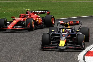 «Carlos Sainz tiene el talento y la ética de trabajo para liderar Red Bull si Max Verstappen se va»