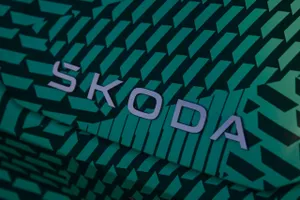 La filtración que Skoda quería evitar, al desnudo el interior del nuevo Elroq, el Karoq eléctrico que llega en 2025