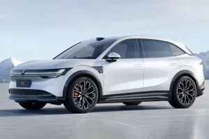 El ZEEKR 7X es un SUV eléctrico con +1.100 km de autonomía en China y un obstáculo por superar antes de llegar a Europa