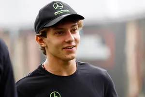 Andrea Kimi Antonelli será el recambio de Lewis Hamilton en Mercedes