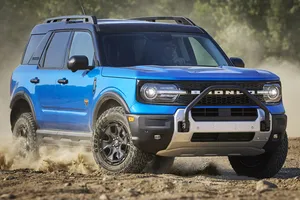 El Ford Bronco estrena un nuevo acabado más deportivo y equipamientos más tecnológicos aunque no en Europa