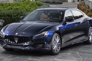 Maserati se despide de la era de los motores V8 con el Quattroporte Grand Finale