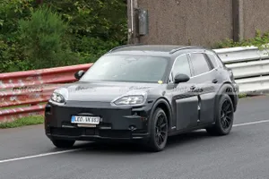 El nuevo Porsche Cayenne vuelve a Nürburgring, el SUV deportivo se prepara para liderar (por autonomía) el mercado de coches eléctricos