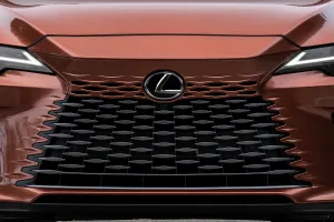 Toyota duda sobre el radical cambio de diseño que sufrirán los próximos lanzamientos eléctricos de Lexus, "¿es demasiado?"