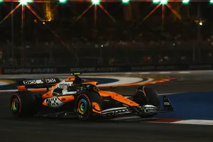 El duelo está servido entre Lando Norris y Charles Leclerc, los mejores el viernes en Singapur