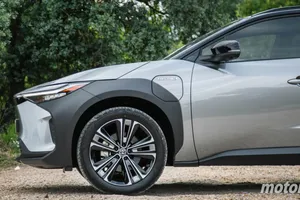 Toyota descubre algo difícil de creer, pero real. Un simple cambio de rutina multiplica la duración de los coches eléctricos