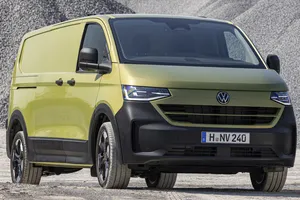 Las nuevas Volkswagen Transporter y Caravelle llegan para corregir un gran error, ahora más atractivas y versátiles