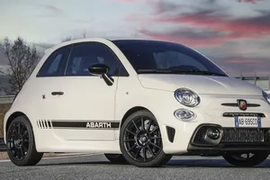 ¿Tienes un Abarth clásico? Stellantis lanza un programa de autenticidad para los más caprichosos