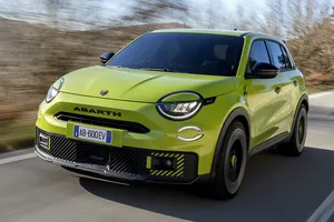 Nuevo Abarth 600e, el coche más potente de la marca italiana es ¡un SUV eléctrico!