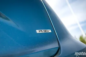 En defensa del PHEV, el coche más criticado y, sin embargo, ideal para el conductor español