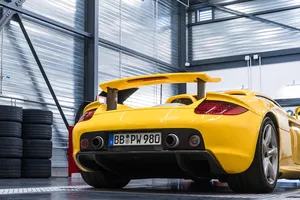 El Porsche Carrera GT recibe su segundo 'facelift' en 20 años, la misma mejora que se siente pero no se ve