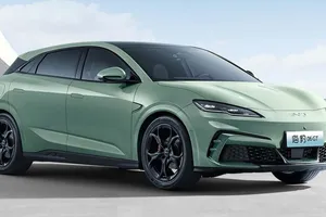 BYD lanza oficialmente el Seal 06 GT, el rival más directo del Tesla Model 3, a un precio realmente ridículo