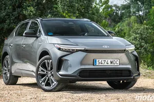 El Toyota bZ4X estrena la gama 2025, ahora con más autonomía y precios ajustados