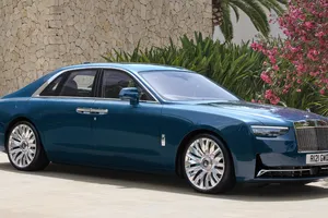 El Rolls-Royce Ghost Series II revela su imponente rediseño, una muestra de opulencia y tecnología