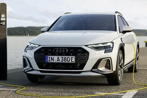 Llega el nuevo Audi A3 allstreet híbrido enchufable, la versión PHEV con 204 CV y una autonomía eléctrica impresionante