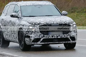 Los nuevos Audi Q7 y SQ7 2026 reaparecen en fotos espía, el deportivo con un par de importantes novedades