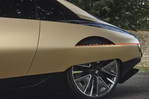 El Citroën SM regresa a la vida con DS y, aunque no será 100% eléctrico, sí será muy caro (y por una buena razón)