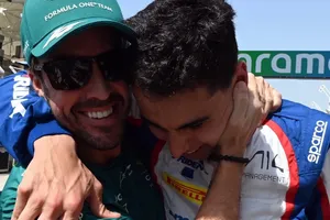 El piloto de Fernando Alonso, Gabriel Bortoleto, se queda con el asiento que Audi quiso para Carlos Sainz