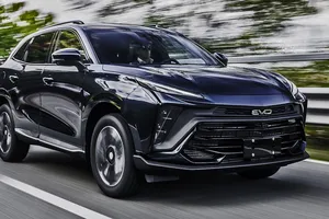 Todos los precios del nuevo EVO6, un SUV con etiqueta ECO que apunta al KIA Sportage