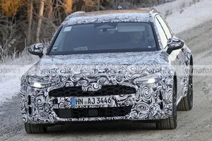 Fotos espía del Audi A6 allroad 2026, el precursor de los SUV llega a las pruebas de invierno con un importante avance