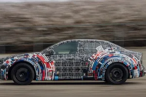 El BMW M3 eléctrico es real, estas fotos espía muestran un primer prototipo de la esperada berlina deportiva