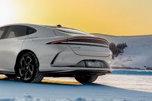 El IM L6 eléctrico llegará el año que viene a Europa con una autonomía que dejará en ridículo a cualquier Tesla