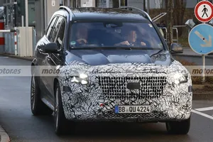 Revolución en el lujoso Mercedes-Maybach GLS Facelift 2026, estas nuevas fotos espía muestran una gran sorpresa